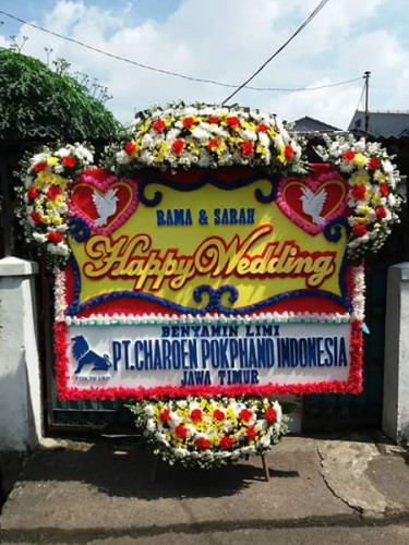 Karangan Bunga Pernikahan  di Mamuju